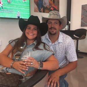 Meet your Posher, Raeanne